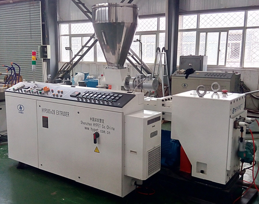 kaufen Intergral Reduktor Zwillingschraubextruder für PVC-Rohrgranulate zur Herstellung von HYPS65/28 22kw online manufacture