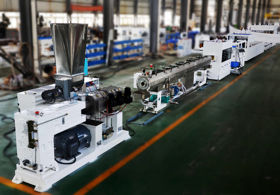 kaufen Shenzhen HYPET hocheffiziente Hochgeschwindigkeits-PVC-Pippel-Produktionslinie 110-200 online manufacture