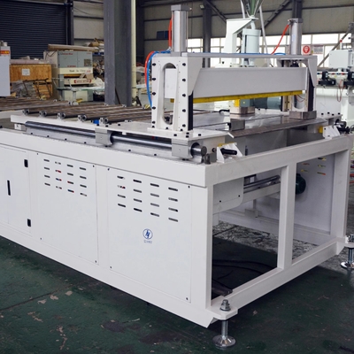 kaufen 600/700/800mm PVC WPC Door Production Line Extrusion Machine 140/180/220mm Door Frame Profile Door Hot Stamping Carving Machinery online manufacture