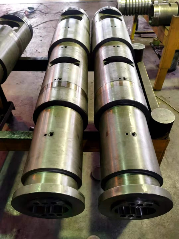 Kunststoff-Extruder Kegel-Twin-Schraube und Lauf / Bimetall-Schraube und Lauf für Doppelschraub-Extruder