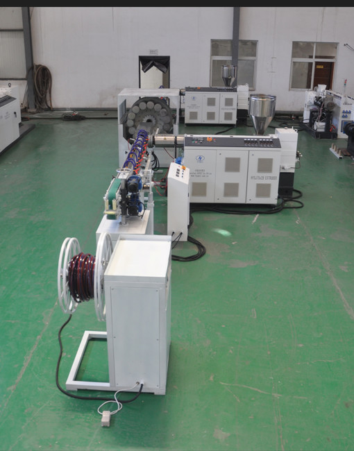PVC-Flexible Soft Tube durchsichtige Gartenrohr 10-38mm Extrusionsmaschine Produktionslinie mit SJ75/30 Extruder