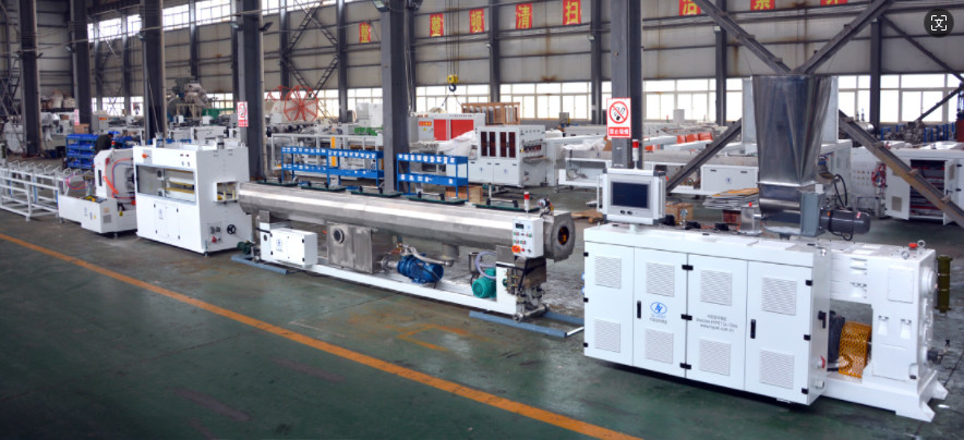 Hohe Geschwindigkeit effizienter Betrieb 3''- 6''PVC-Rohr Produktionslinie mit HYZS80/156 Kegel Twin Screw Extruder