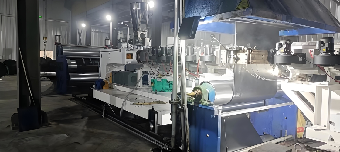 800-1400mm PVC/PVG Kohlenbergbau Förderband Produktionslinie Energieeinsparende Mine Förderband Herstellungsmaschine