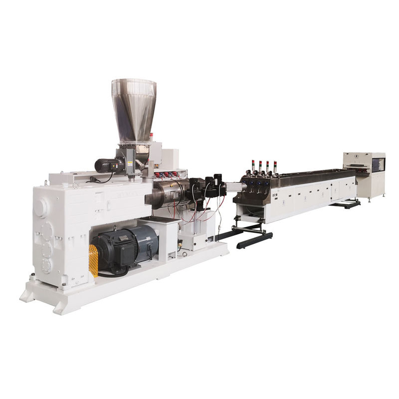 16/20/25/32mm PVC Vier-Hohlraum-Station Ausgang Drahtrohr Extrusionsleitung für elektrische Leitungen
